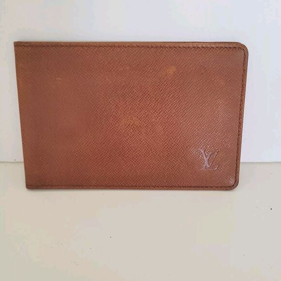 Louis Vuitton LV Vintage Unisex Taiga Leather ID Card Wallet Brown Bifold - Picture 1 of 9